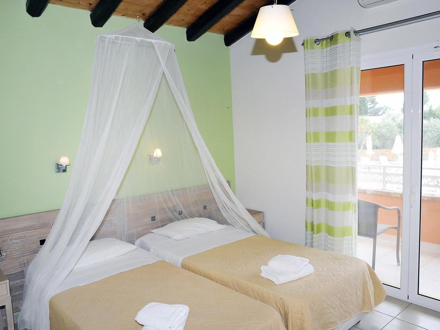 Pyramid City Apartments Άγιος Σπυρίδωνας Εξωτερικό φωτογραφία