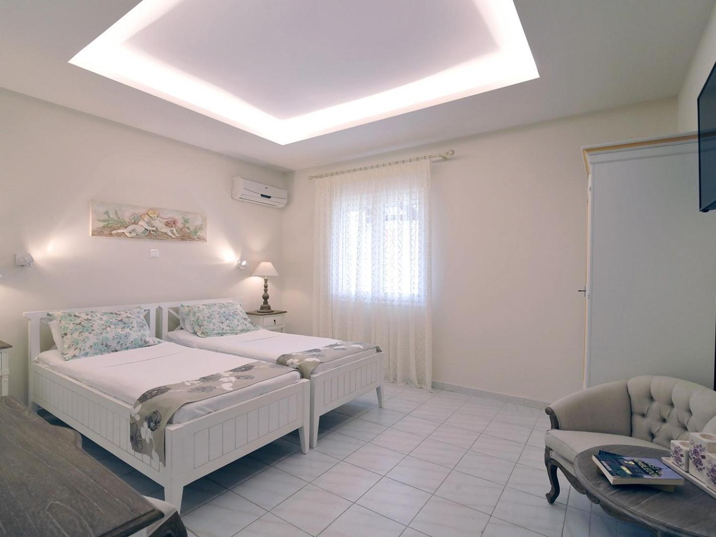 Pyramid City Apartments Άγιος Σπυρίδωνας Εξωτερικό φωτογραφία